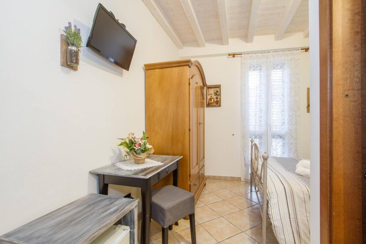 Le Camere Di Aladino Carugate Exterior photo